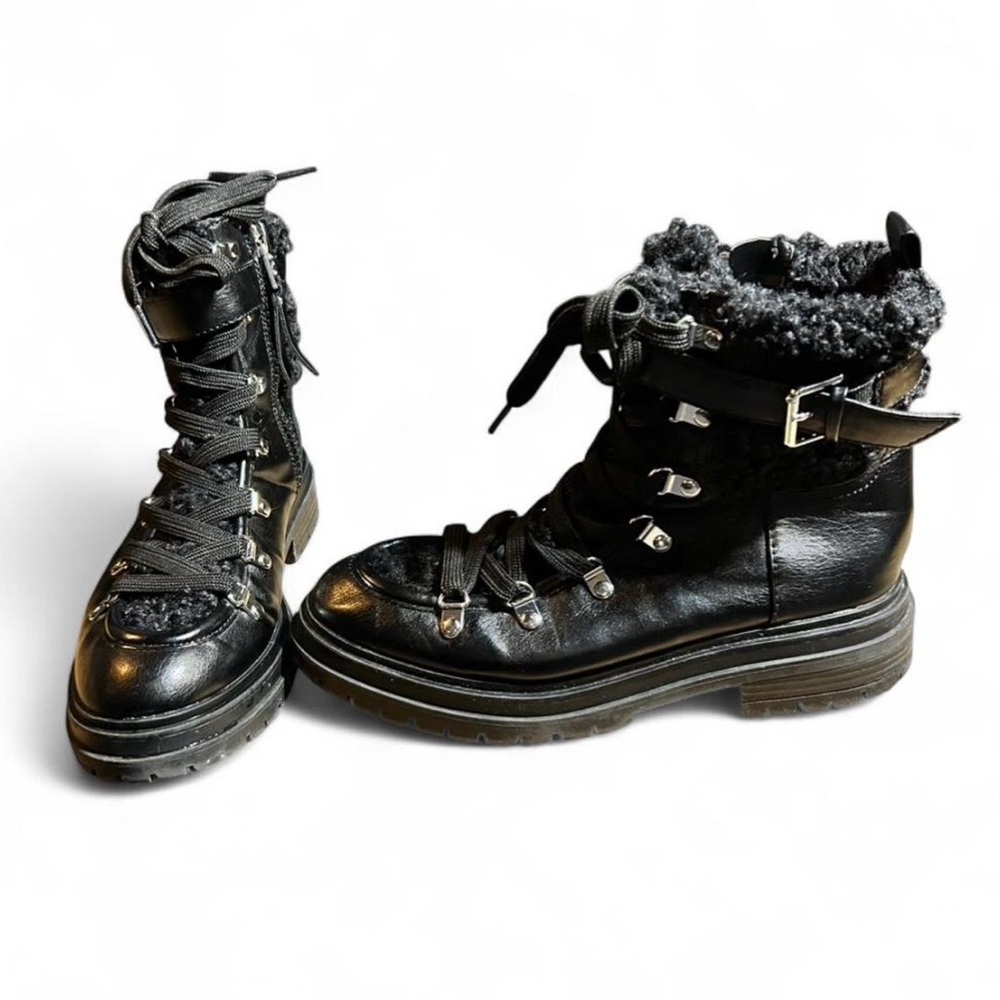 Circus by Sam Edelman Black Ankle Boots with Fur Detail - Picture 8 of 8